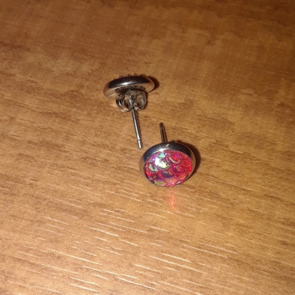 2 for $12🆕️💖Mermaid scale earings - Picture 2 of 3